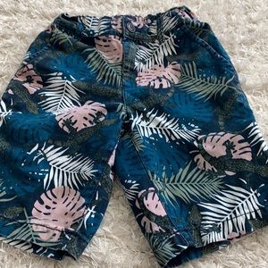 Tropical shorts